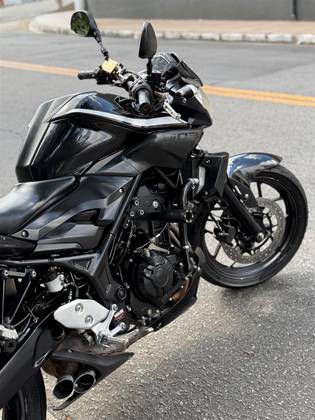 YAMAHA MT-03 ABS YAMAHA MT-03 ABS